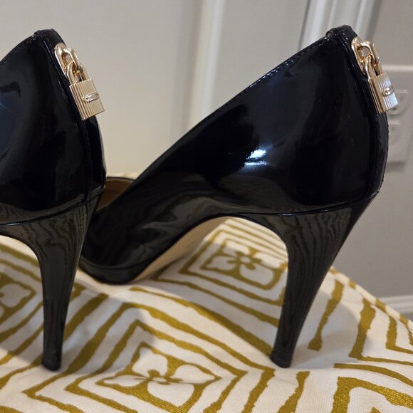 Michael Kors Pumps - Picture 1 of 9